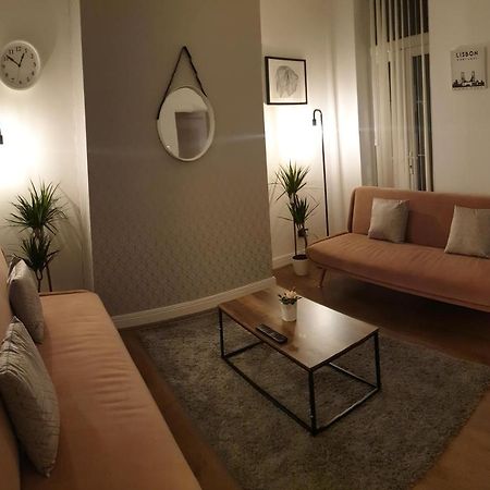 4 Bedrooms, Sleeps 10, Near Lfc & Efc Liverpool Exteriör bild